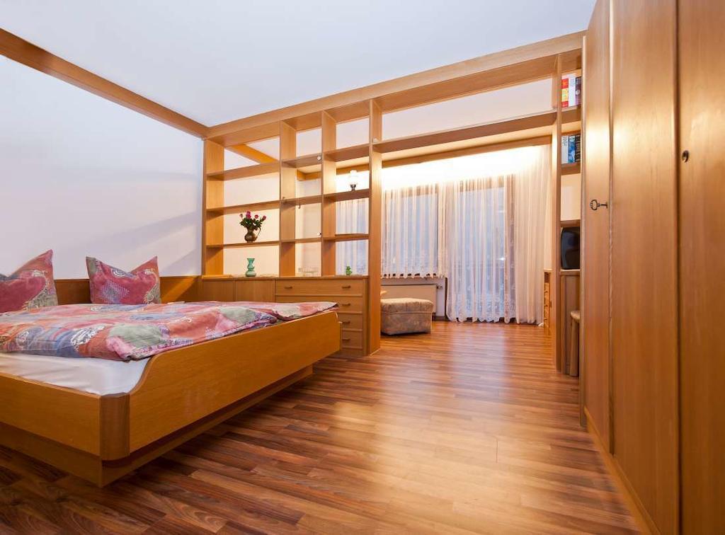 Landgasthof-Pension Ochsen Hotel Forbach Room photo