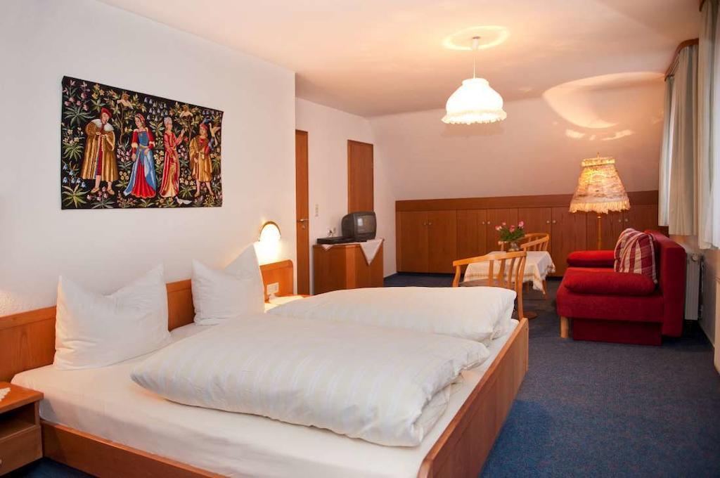 Landgasthof-Pension Ochsen Hotel Forbach Room photo